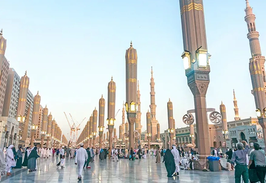 /media/umrah-images/7%20%2817%29.webp