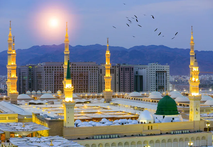 /media/umrah-images/7_11zon%20%2818%29.webp